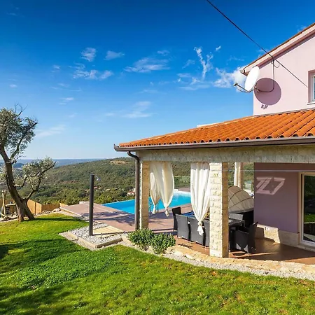 Holiday home Amelie